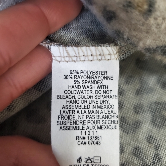 𝅺leapord Print Super Soft Rouched Top - Picture 6 of 10